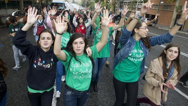 La jornada de huelga contra la LOMCE transcurre con «normalidad» en la UA