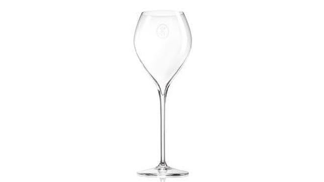 Copa de vino blanco para el gran champán
