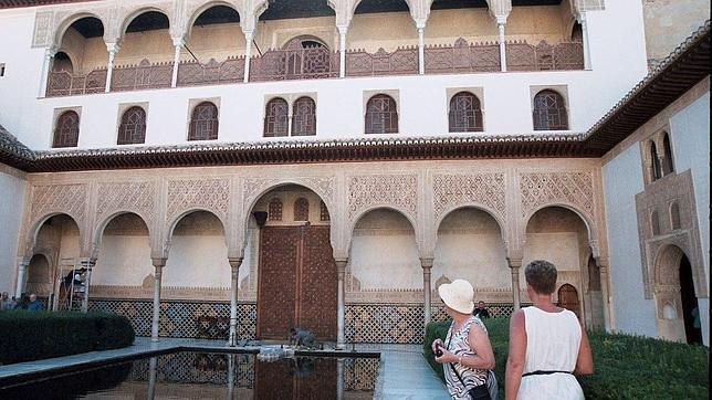 Granada consigue un verano de récords turísticos