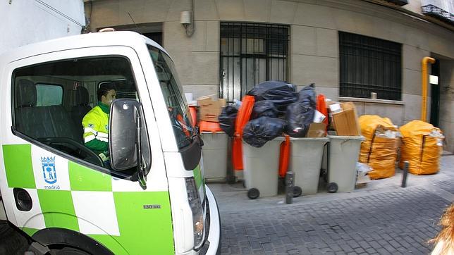 FCC recurre el contrato que adjudica la recogida de basura a una rival