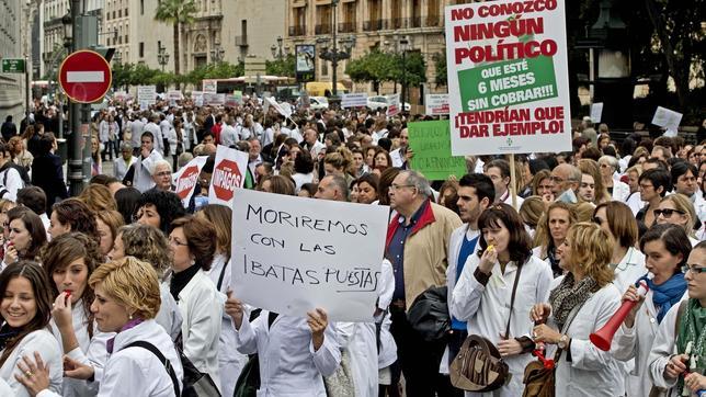 Las farmacias valencianas cobran el 62% de la deuda de agosto a cargo del FLA