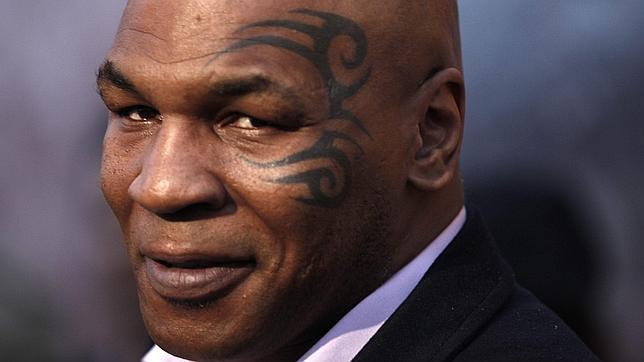 Mike Tyson revela que fue víctima de abusos sexuales cuando era niño