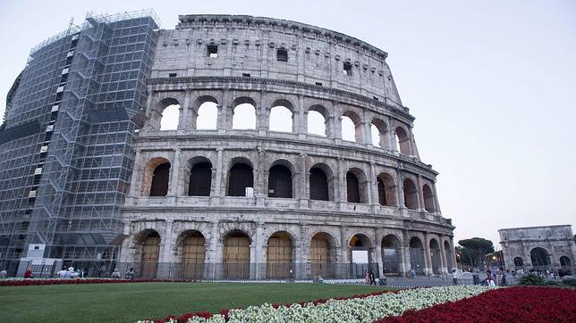 Reventas en el Coliseo y el Vaticano, como en los estadios