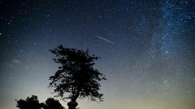 Llegan las Táuridas, «hermanas pobres» de las lluvias de estrellas