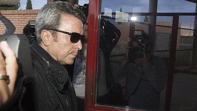 Ortega Cano sale de la cárcel e ingresa en el hospital por una neumonía