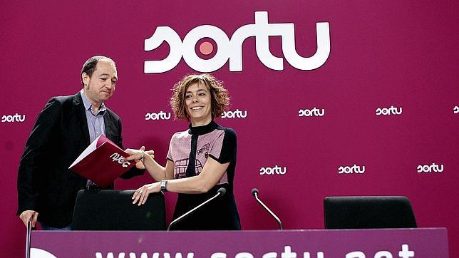 A Sortu también le inquieta el avance de Podemos