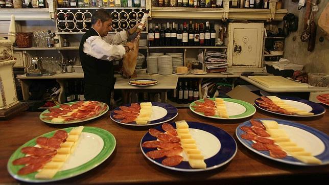 Sevilla se promociona como capital del tapeo por excelencia