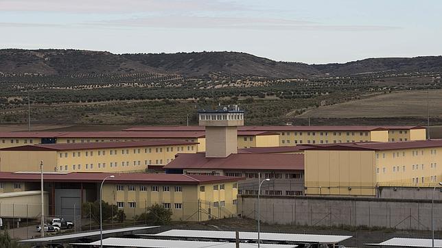 El exterior de la cárcel de Aranjuez