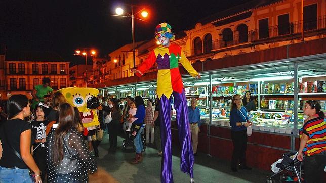 Noviembre se convierte en el mes de los libros en Utrera