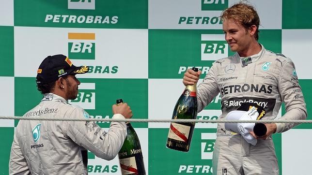 Rosberg le exige un esfuerzo más a Hamilton