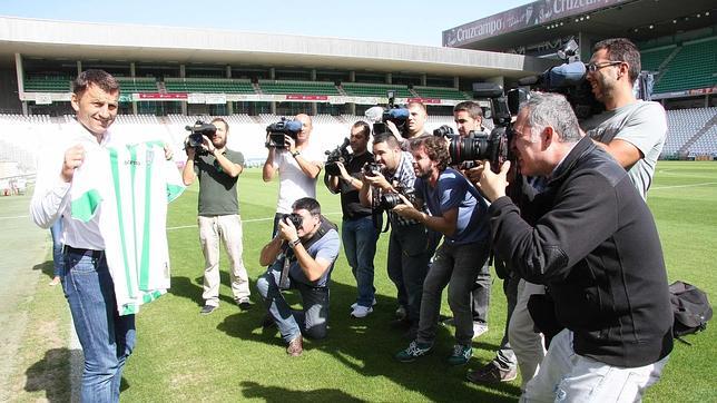 Presentación del técnico serbio
