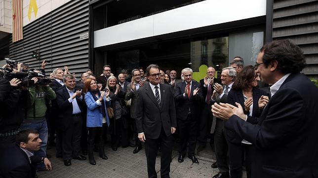 CDC urge a Rajoy a negociar una consulta pactada con el Gobierno catalán