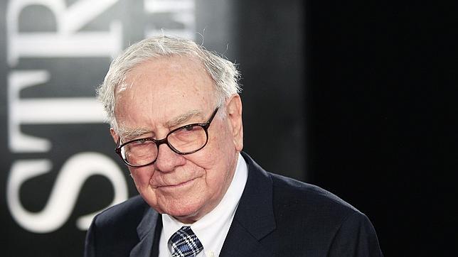 Al mago Buffett también  se le atasca la chistera