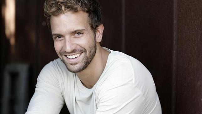 Pablo Alborán: «Ofrezco café a los paparazzi»