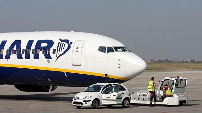 Ryanair busca auxiliares de vuelo en Valencia