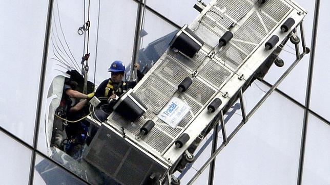 Rescate de vértigo en el piso 69 del nuevo World Trade Center de Nueva York