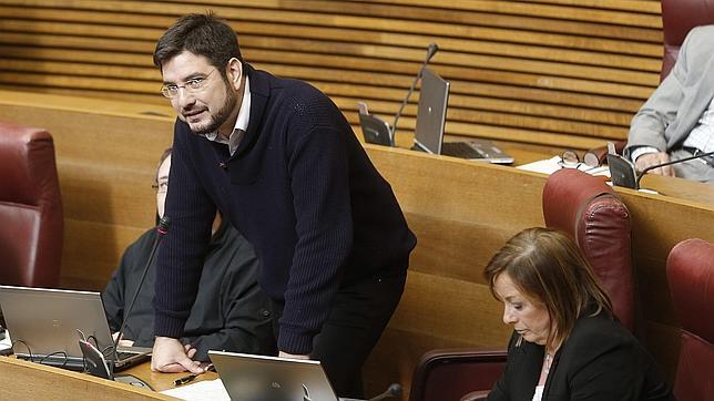 EU descarta un pacto a la extremeña con el PP pero lanza un aviso al PSPV