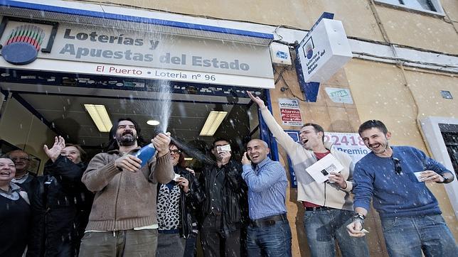 Lotería de Navidad: La tabla de salvación de las comisiones falleras