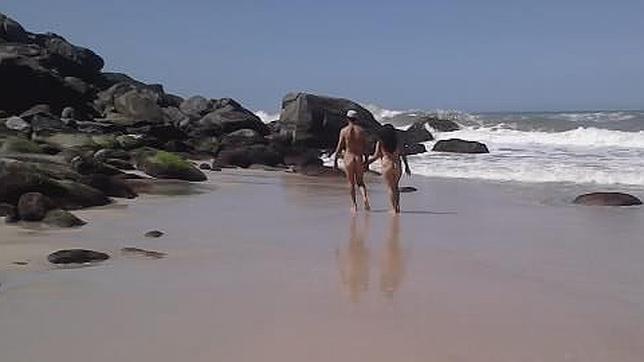 Es oficial: así es la primera playa nudista de Río de Janeiro