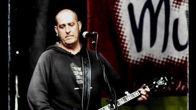 Muere Jul Bolinaga, exmiembro de RIP, mientras actuaba en un concierto