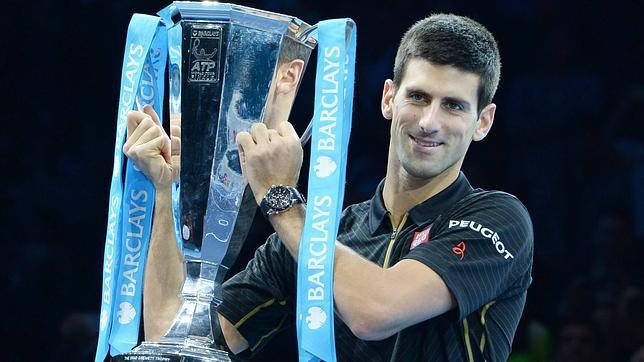 Djokovic, con la Copa de Maestros