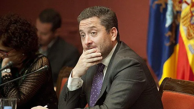 Guillermo «Willy» García, en el Parlamento canario