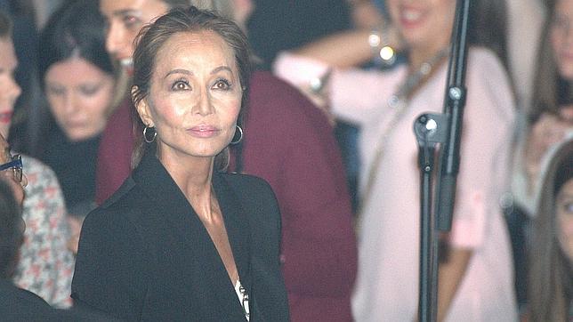 Isabel Preysler deja su encierro para acudir al concierto de Enrique Iglesias