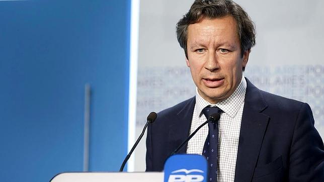 El PP acusa a los fiscales catalanes de no actuar por el «ambiente nacionalista radical»