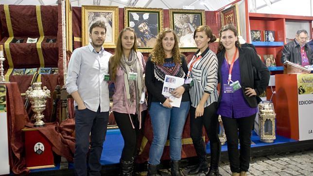 Las hermandades y el sector de la orfebrería nazarena, presentes en la Muestra de Diputación