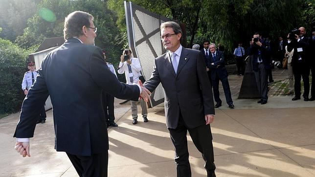 Mariano Rajoy y Artur Mas, antes de que comenzara el I Foro Económico del Mediterráneo occidental