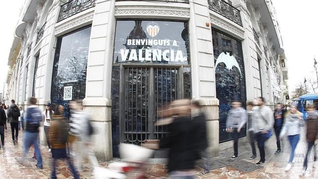 Así será la nueva tienda del Valencia en la plaza del Ayuntamiento