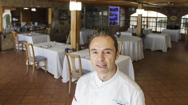 Manuel Alonso, propietario de Casa Manolo en Daimús (Valencia)