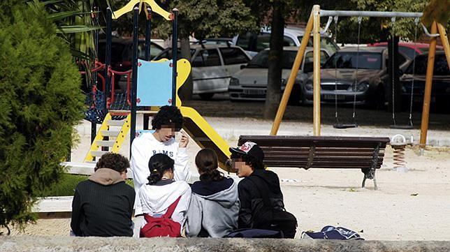 Tomares lucha contra el absentismo escolar