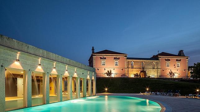 Las habitaciones ocupan un antiguo solar de estilo barroco, en Trás-os-Montes