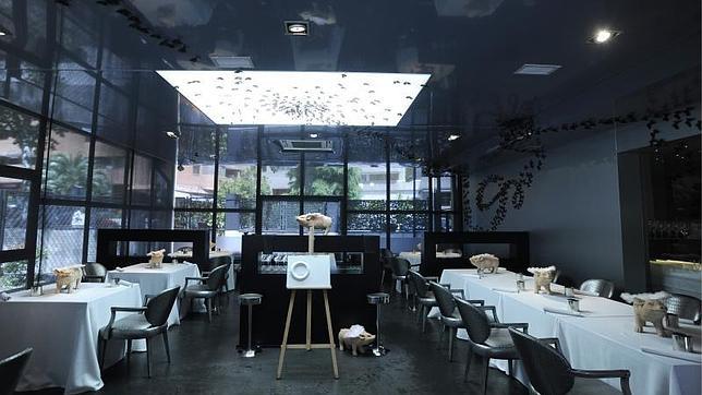 Salón principal del restaurante DiverxXo