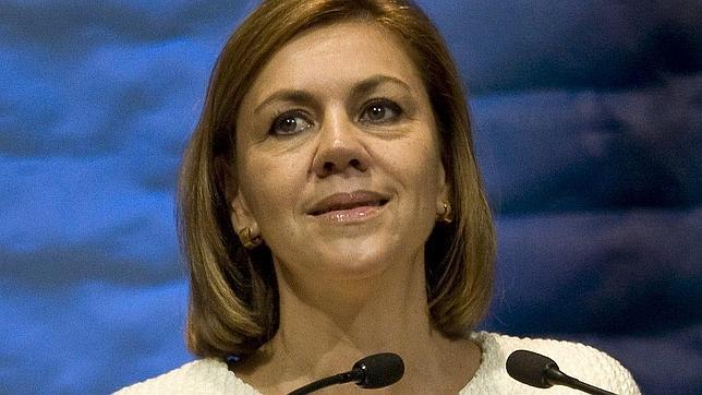 Cospedal llama a no «caer en la tentación de aceptar promesas que no se cumplirán»