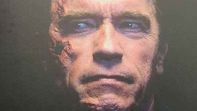 Schwarzenegger, con el rostro destrozado en «Terminator Génesis»