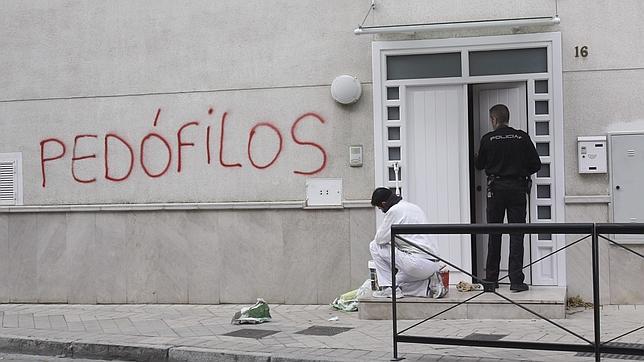 Fianza para el padre Román y libertad con cargos para los otros tres detenidos por abusos en Granada