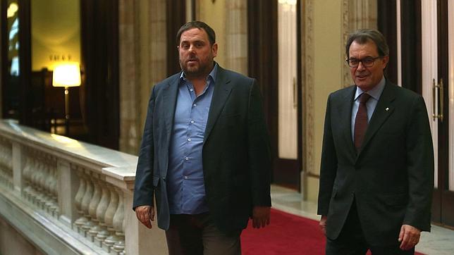 Junqueras espera que Mas «dé un paso adelante» y convoque elecciones