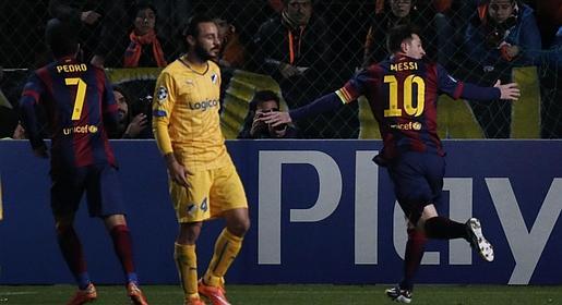 Messi deja atrás el récord goleador de Raúl con un triplete ante el Apoel