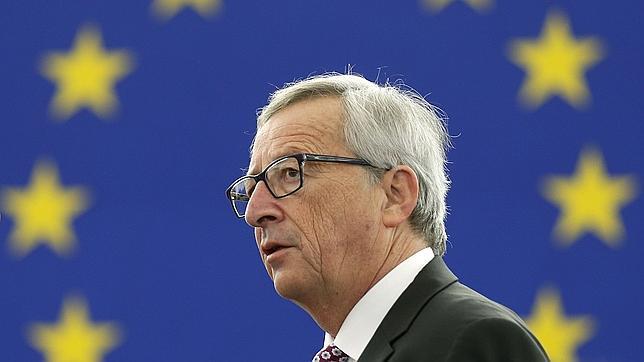 Juncker presenta el plan de inversión de la Comisión: «Hoy Europa pasa página»