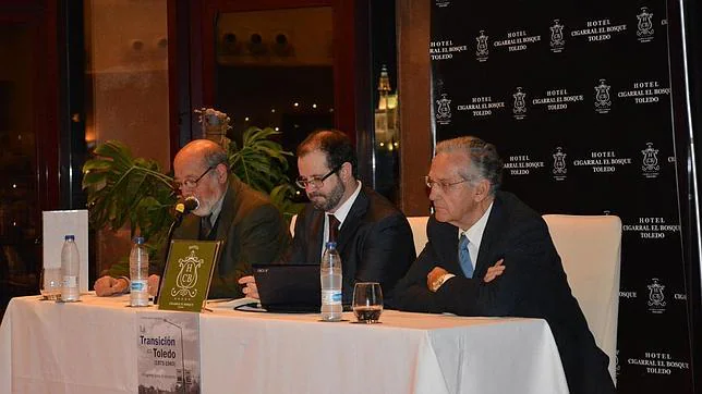 Rafael Arias Salgado, en la presentación del libro «La Transición en Toledo»