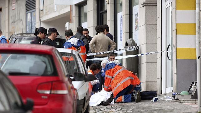 Un policía muerto y otro herido grave en el atraco a una sucursal bancaria en Vigo