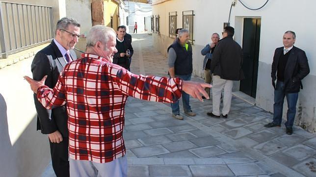 Limones pide a la Junta actuaciones «urgentes» contra las infraviviendas