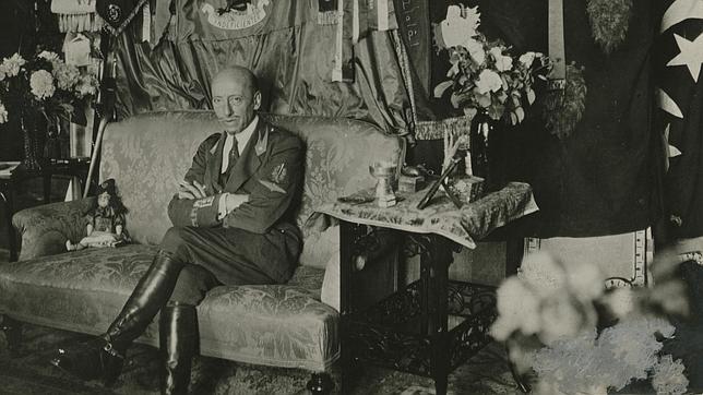 Gabriele D'Annunzio, el hombre de las mil caras que revolucionó Europa