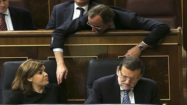 Del círculo cercano de Soraya Sáenz de Santamaría y Mariano Rajoy, Alfonso Alonso escala de diputado a ministro