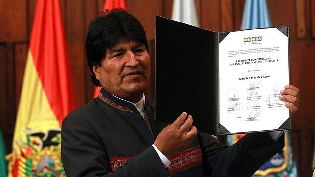 Evo Morales propone que los militares que descuiden su físico no puedan ascender