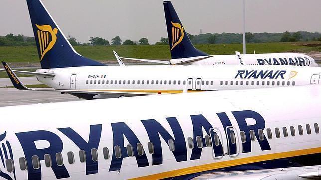 Ryanair selecciona tripulantes de cabina el 15 de diciembre y el 13 de enero en Sevilla