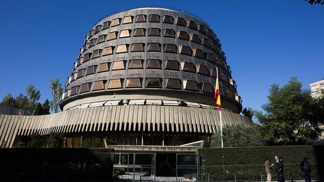 El TC ratifica la suspensión de la consulta del 9-N