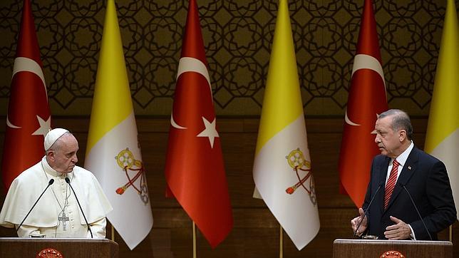 La cruzada para islamizar la educación en Turquía